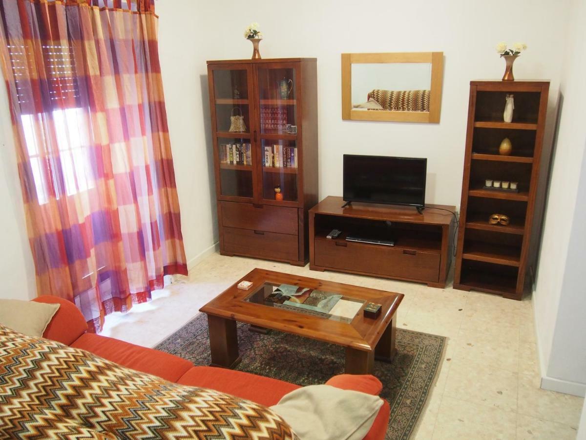 Casa Valientes A - Free Private Parking, Wifi & Ac Lägenhet Jerez de la Frontera Exteriör bild