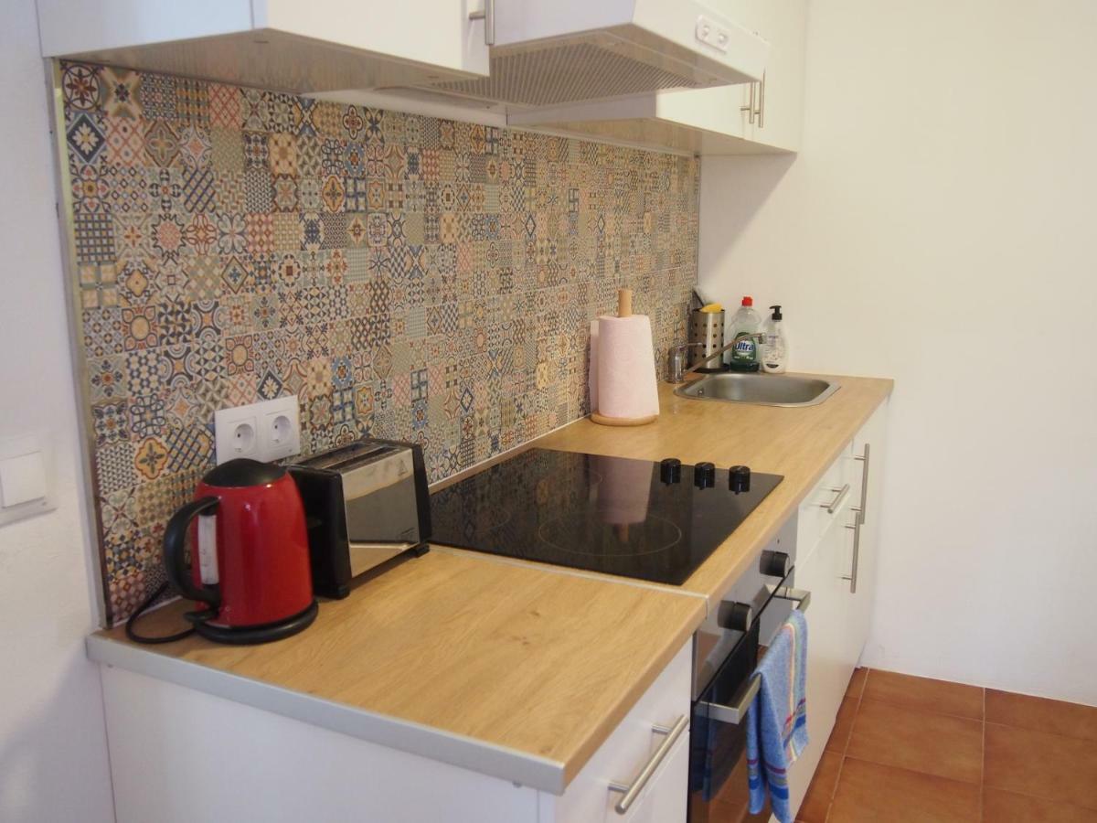 Casa Valientes A - Free Private Parking, Wifi & Ac Lägenhet Jerez de la Frontera Exteriör bild